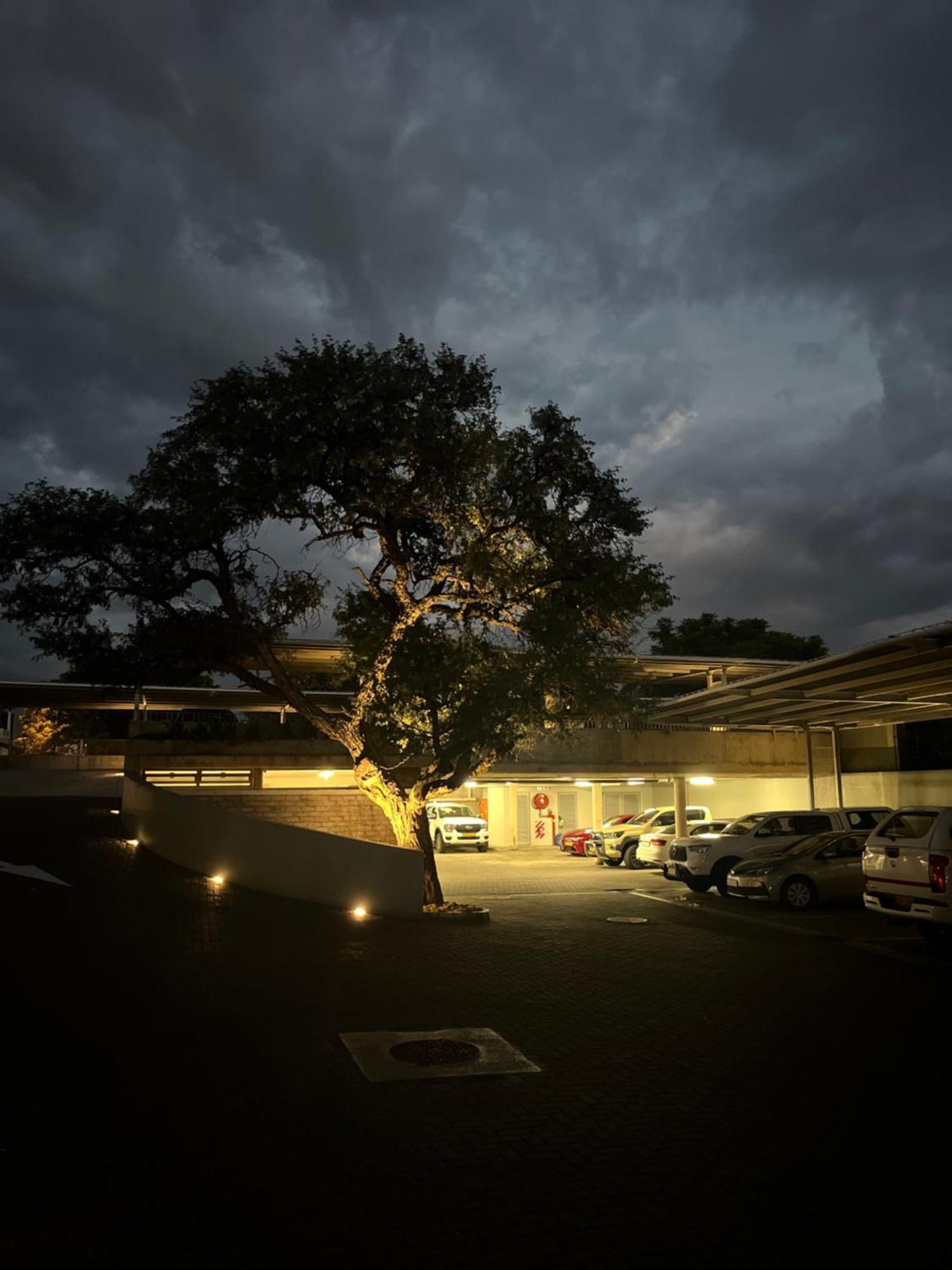 The Windhoek Luxury Suites Exterior photo